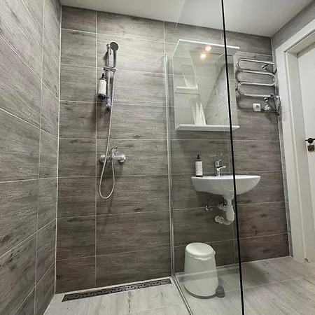 בית הארחה Luka